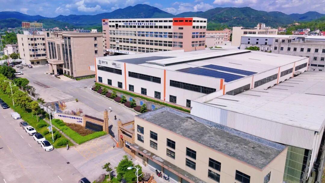 Guohua Doors & Windows e Penghao Glass unem forças para criar um novo capítulo em portas e janelas de alta qualidade